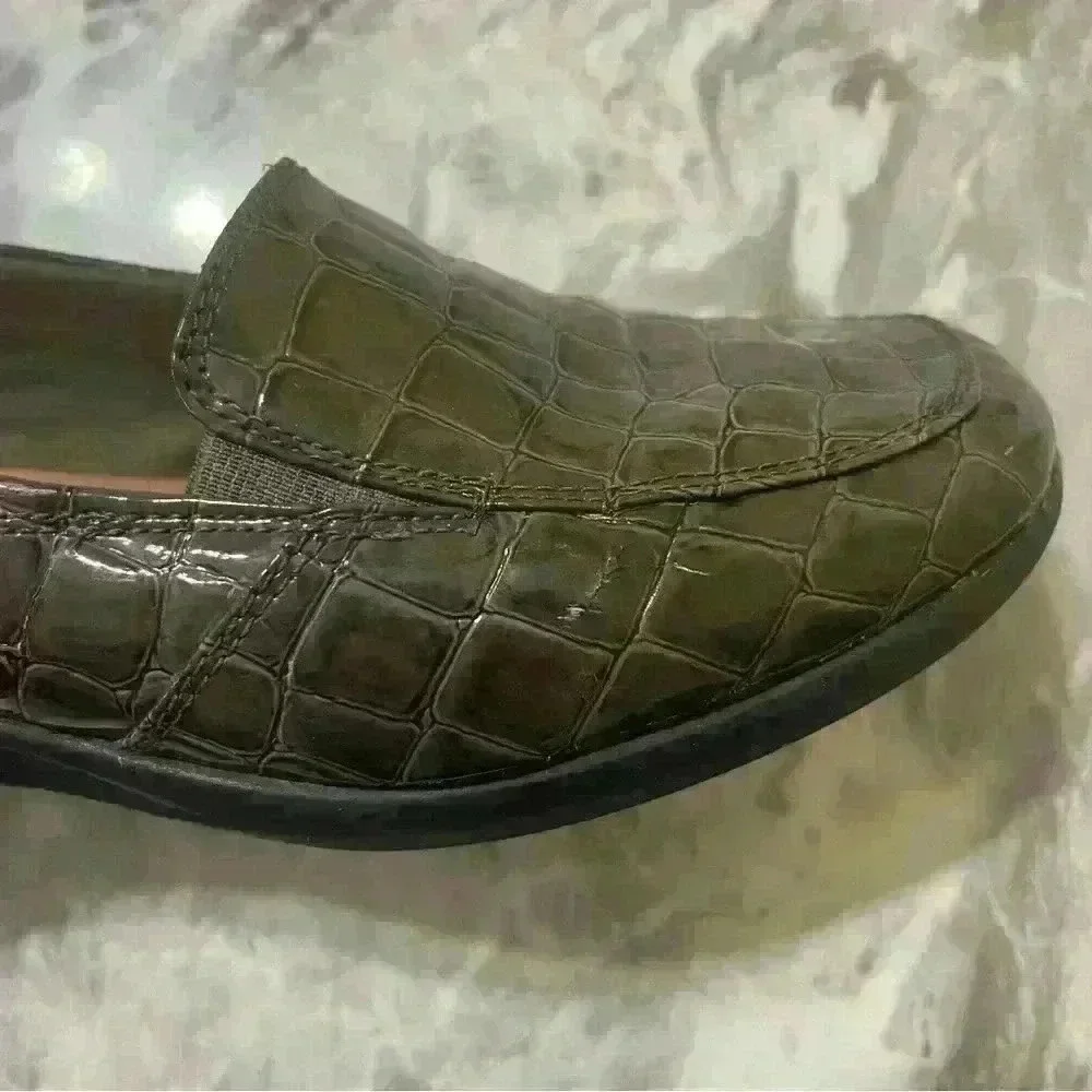 Clarks Collection Womens Gael Angora Loafer Shoes Brown Crocodile Embossed 8M - Picture 4 of 8